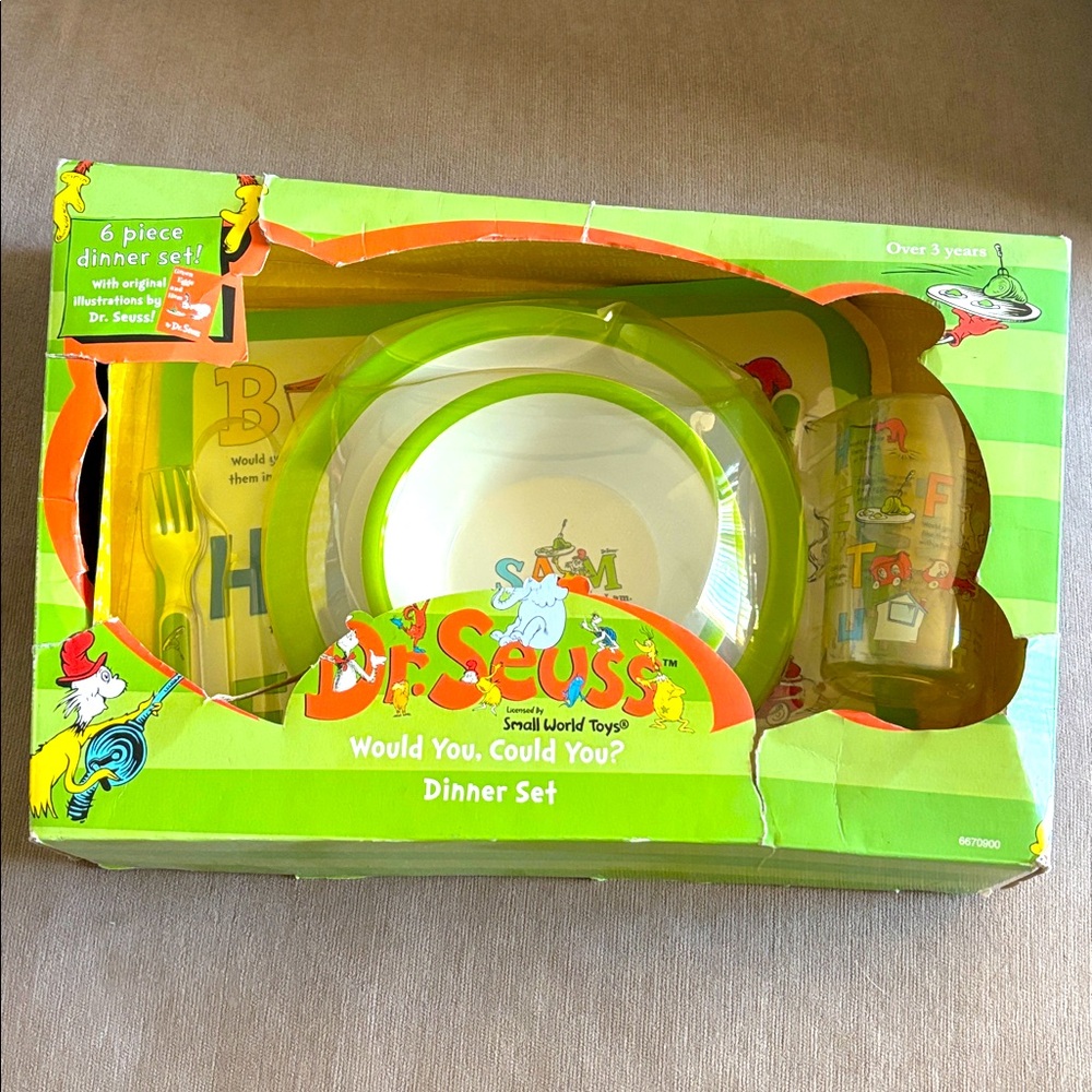 Dr. Seuss SAM I AM Would You Could You? 6 Piece Dinner Set